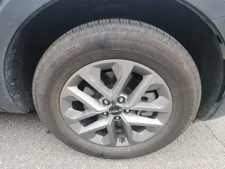 Kia Telluride 2023 AWD LX 4dr SUV