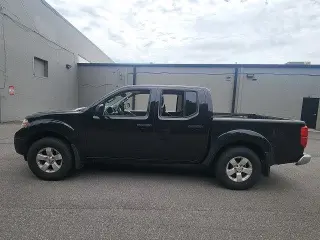 Nissan Frontier 2012 4x4 S 4dr Crew Cab SWB Pickup 6M