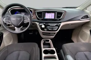 Chrysler Voyager 2023 LX 4dr Mini-Van