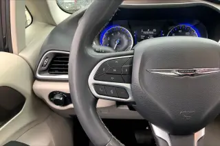 Chrysler Voyager 2023 LX 4dr Mini-Van