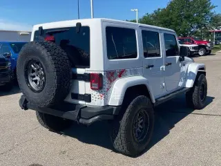 Jeep Wrangler Unlimited 2016 4x4 Sahara 75th Anniversary 4dr SUV