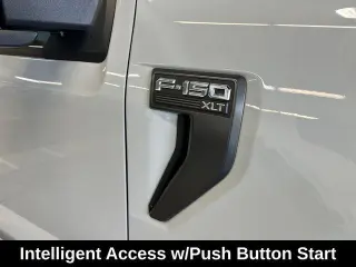 Ford F-150 2023 4x4 Lariat 4dr SuperCrew 5.5 ft. SB