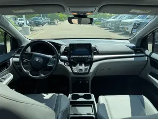 Honda Odyssey 2023 Touring 4dr Mini-Van