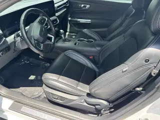 Ford Mustang 2024 EcoBoost Premium 2dr Fastback