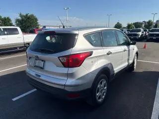 Ford Escape 2019 S 4dr SUV
