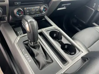 Ford F-150 2018 4x4 Raptor 4dr SuperCrew 5.5 ft. SB