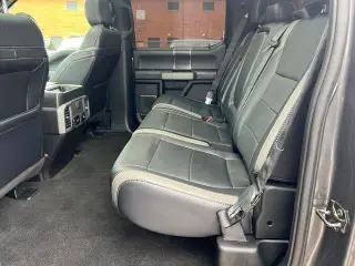 Ford F-150 2018 4x4 Raptor 4dr SuperCrew 5.5 ft. SB