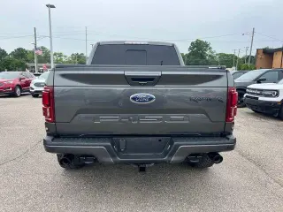 Ford F-150 2018 4x4 Raptor 4dr SuperCrew 5.5 ft. SB