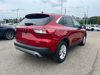 Ford Escape 2022 AWD SE 4dr SUV
