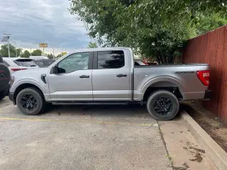 Ford F-150 2023 4x4 XL 4dr SuperCrew 5.5 ft. SB