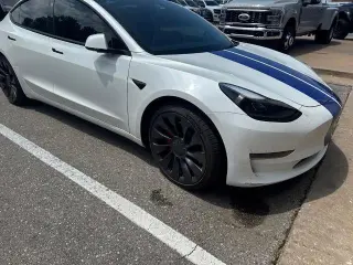 Tesla Model 3 2023 AWD Performance 4dr Sedan
