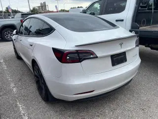 Tesla Model 3 2023 AWD Performance 4dr Sedan