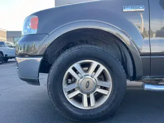Ford F-150 2005 4dr SuperCab XL 4WD Styleside 6.5 ft. SB