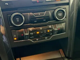 Ford Explorer 2018 XLT 4dr SUV