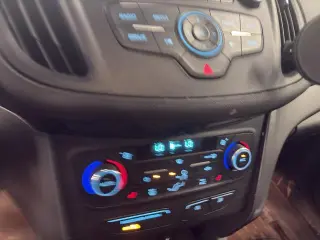 Ford Escape 2017 AWD SE 4dr SUV