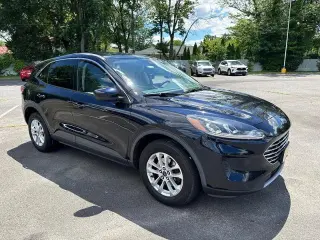Ford Escape 2021 AWD SE 4dr SUV