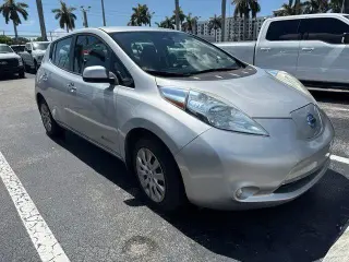 Nissan LEAF 2016 S-24 4dr Hatchback