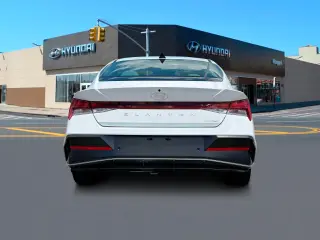 Hyundai ELANTRA 2024 Limited 4dr Sedan