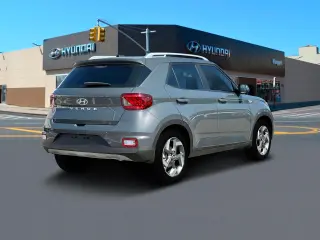 Hyundai VENUE 2024 SEL 4dr Crossover