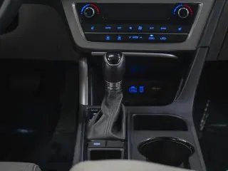 Hyundai SONATA 2016 Limited 4dr Sedan PZEV