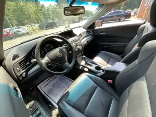 Acura ILX 2013 2.0L 4dr Sedan w/Technology Package