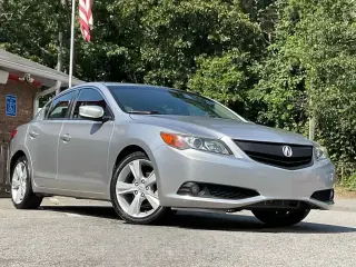 Acura ILX 2013 2.0L 4dr Sedan w/Technology Package