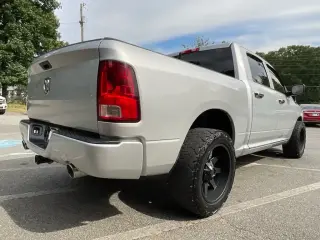 Ram 1500 2014 4x2 Express 4dr Crew Cab 5.5 ft. SB Pickup