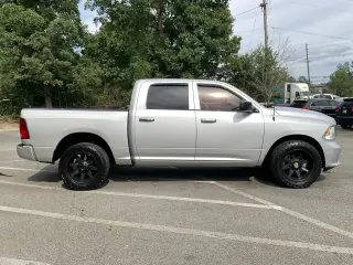 Ram 1500 2014 4x2 Express 4dr Crew Cab 5.5 ft. SB Pickup