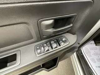 Ram 1500 2014 4x2 Express 4dr Crew Cab 5.5 ft. SB Pickup