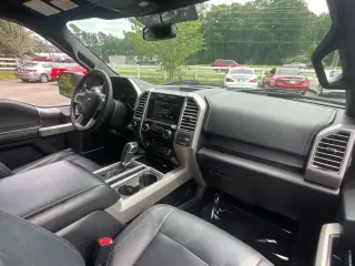 Ford F-150 2015 4x4 Platinum 4dr SuperCrew 5.5 ft. SB