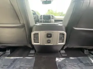 Ford F-150 2015 4x4 Platinum 4dr SuperCrew 5.5 ft. SB