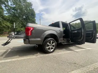 Ford F-150 2015 4x4 Platinum 4dr SuperCrew 5.5 ft. SB