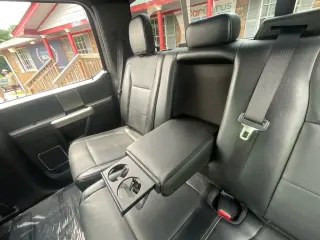 Ford F-150 2015 4x4 Platinum 4dr SuperCrew 5.5 ft. SB