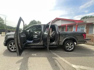 Ford F-150 2015 4x4 Platinum 4dr SuperCrew 5.5 ft. SB