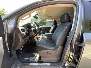Nissan Titan 2019 4x2 S 4dr Crew Cab
