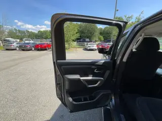 Nissan Titan 2019 4x2 S 4dr Crew Cab