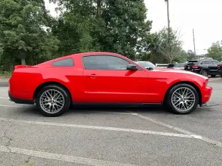 Ford Mustang 2012 V6 2dr Fastback