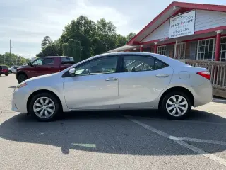 Toyota Corolla 2015 S 4dr Sedan