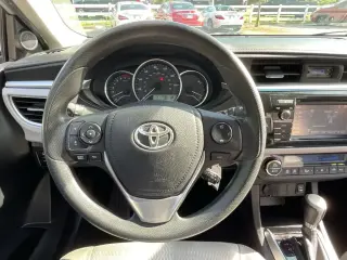 Toyota Corolla 2015 S 4dr Sedan
