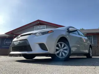 Toyota Corolla 2015 S 4dr Sedan