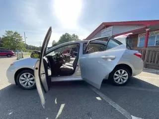 Toyota Corolla 2015 S 4dr Sedan