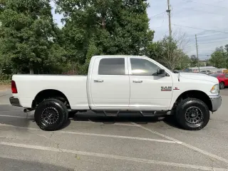 Ram 2500 2015 4x4 Tradesman 4dr Crew Cab 6.3 ft. SB Pickup