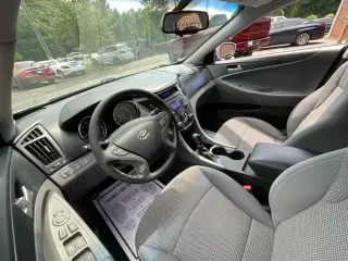 Hyundai SONATA 2012 GLS 4dr Sedan 6M