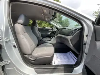 Hyundai SONATA 2012 GLS 4dr Sedan 6M