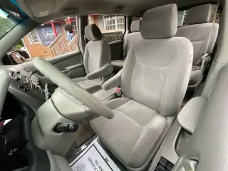 Toyota Sienna 2006 CE 7-Passenger 4dr Mini-Van