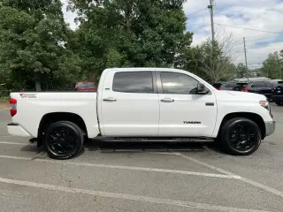 Toyota Tundra 2021 4x2 SR5 4dr CrewMax Cab Pickup SB