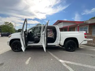 Toyota Tundra 2021 4x2 SR5 4dr CrewMax Cab Pickup SB