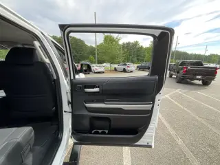 Toyota Tundra 2021 4x2 SR5 4dr CrewMax Cab Pickup SB