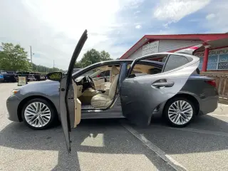 Lexus ES 350 2013 4dr Sedan