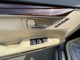 Lexus ES 350 2013 4dr Sedan